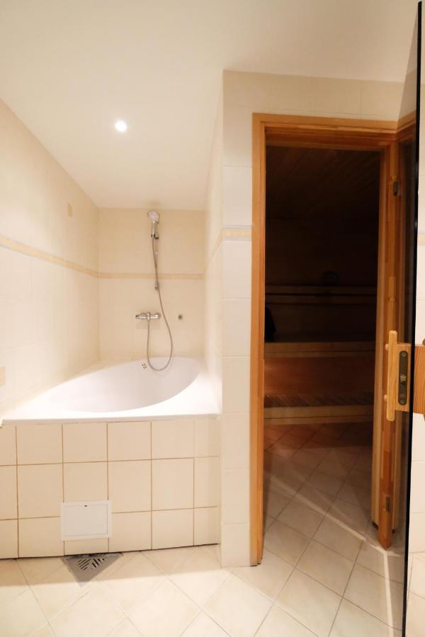 Tallinn City Apartments Roosikrantsi Kültér fotó