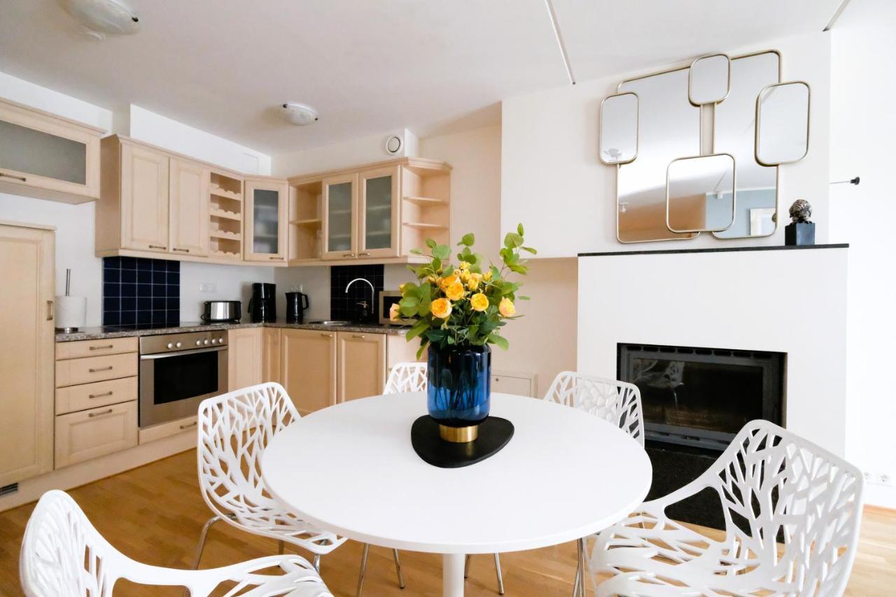 Tallinn City Apartments Roosikrantsi Kültér fotó
