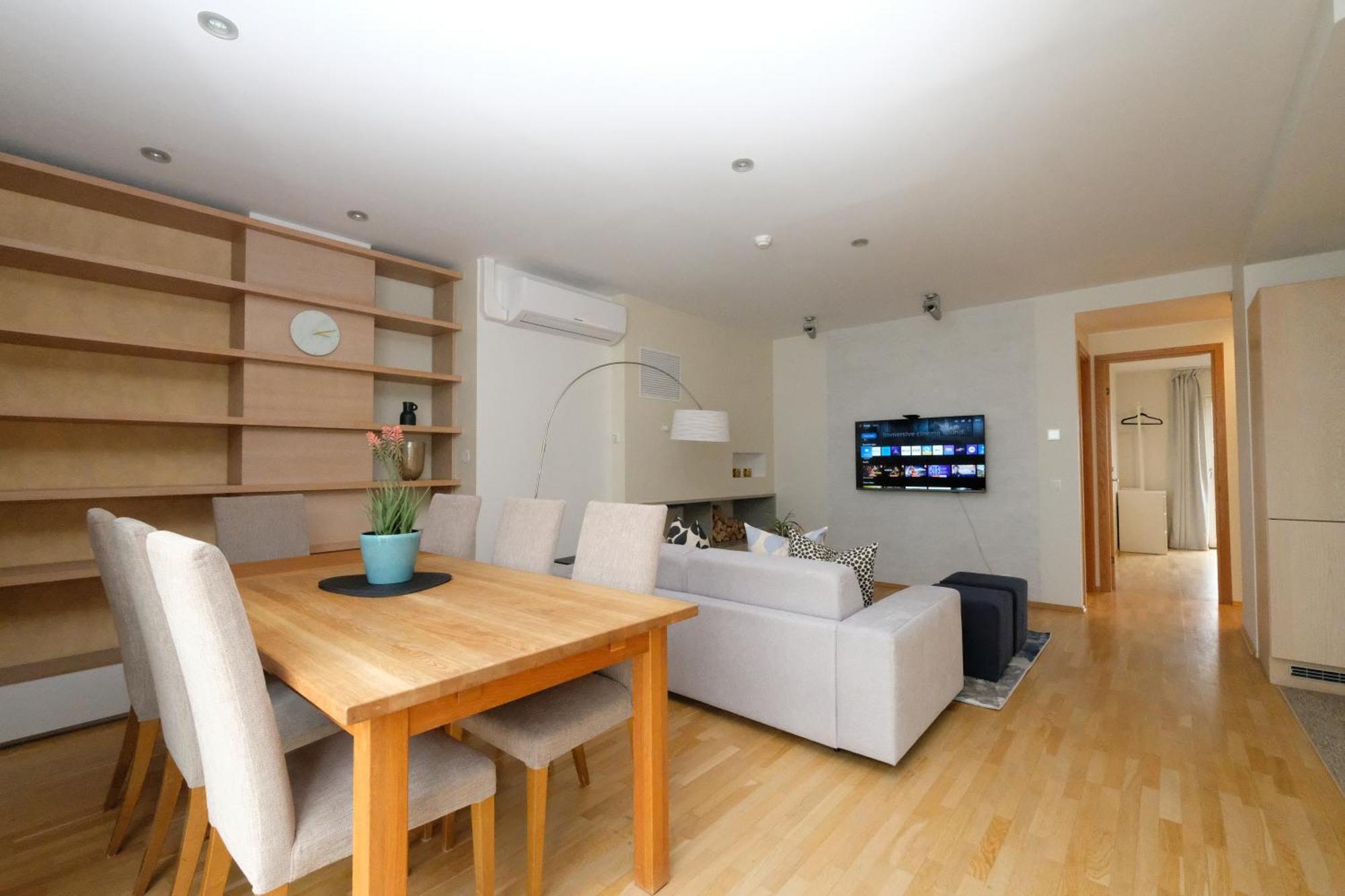 Tallinn City Apartments Roosikrantsi Kültér fotó